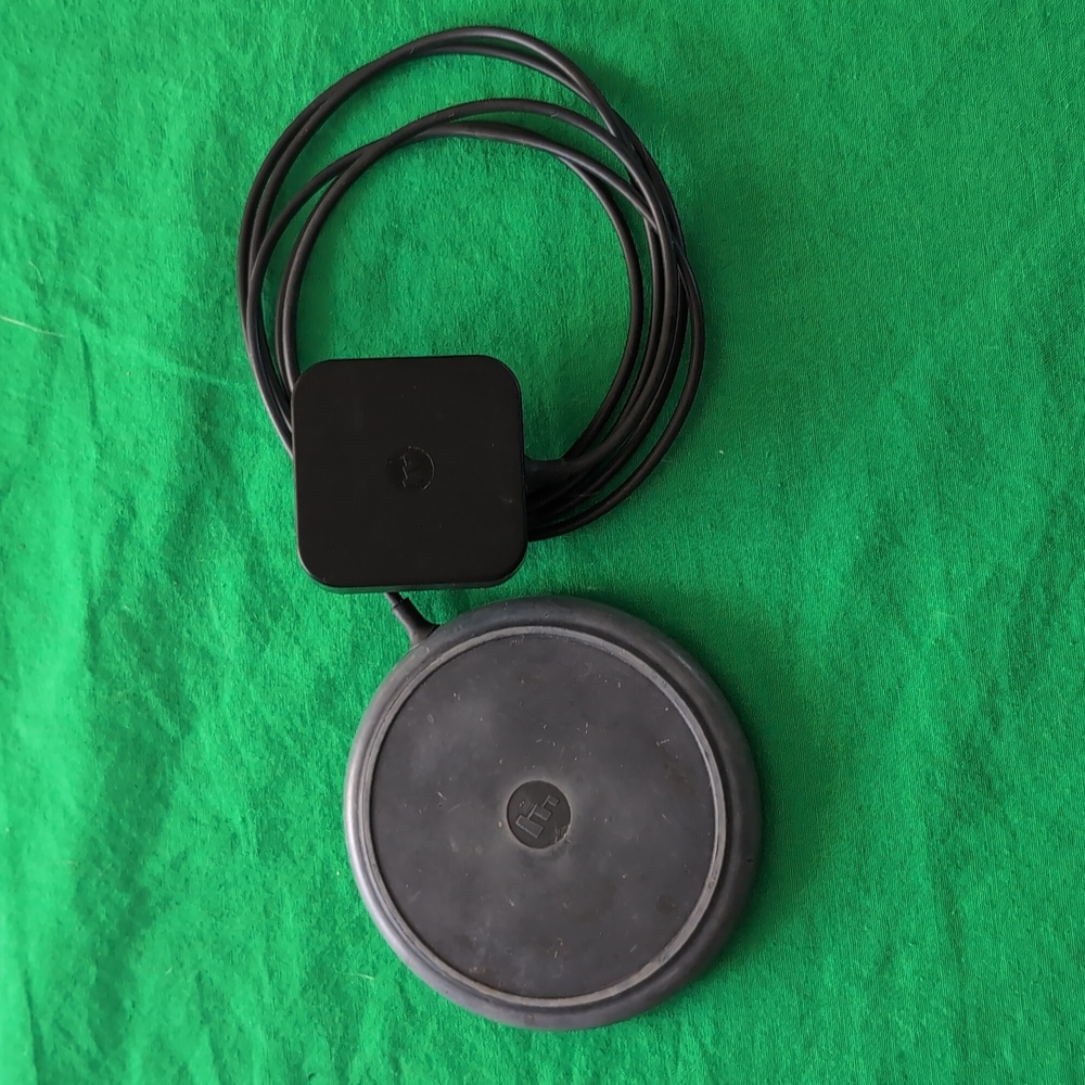Mophie Wireless Charging Base with Power Adapter